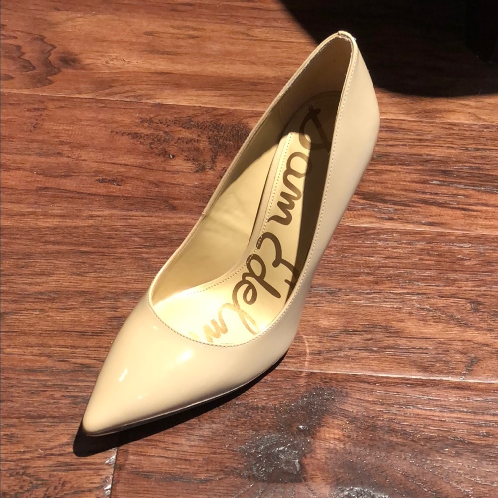 Nude heels